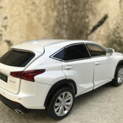 Mô hình xe LEXUS NX200T tỷ lệ 1:32