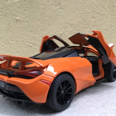Mô hình xe Mclaren 720S tỷ lệ 1:24