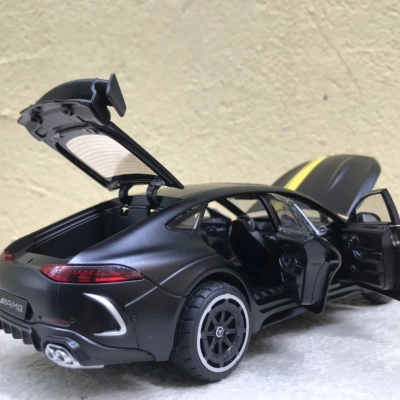 Mô hình xe Mercedes- AMG GT 63S  tỷ lệ 1:24
