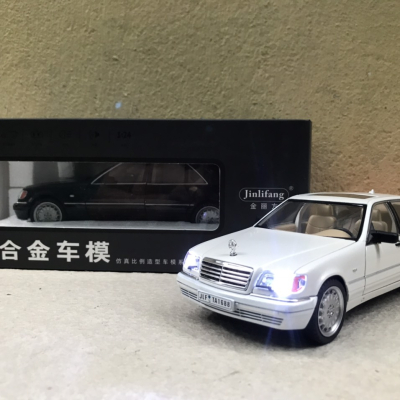 Mô hình xe Mercedes Benz W140 Class S320 tỷ lệ 1:24