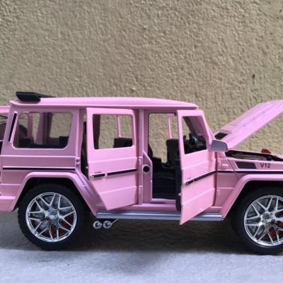 Mô hình xe MERCEDES G Klessa G63  tỷ lệ 1:24