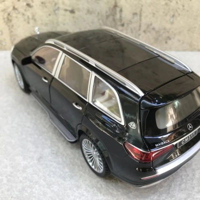 Mô hình xe Mercedes Maybach GLS600  tỷ lệ 1:24