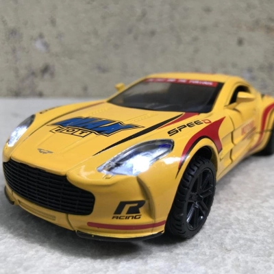 Mô hình xe ô tô Aston martin ONE tỷ lệ 1:32
