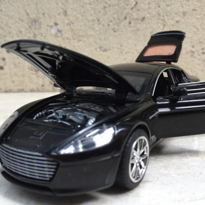 Mô hình xe Ô TÔ Aston martin sedan tỷ lệ 1:32