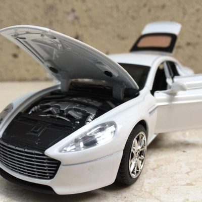 Mô hình xe Ô TÔ Aston martin sedan tỷ lệ 1:32