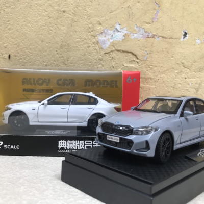 Mô hình xe ô tô BMW 320i 2024 tỷ lệ 1:32