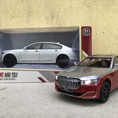 Mô hình xe ô tô BMW 760LI 2023 tỷ lệ 1:24