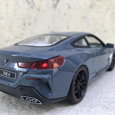Mô hình xe ô tô BMW 840I Coupe 2020 tỷ lệ 1:24