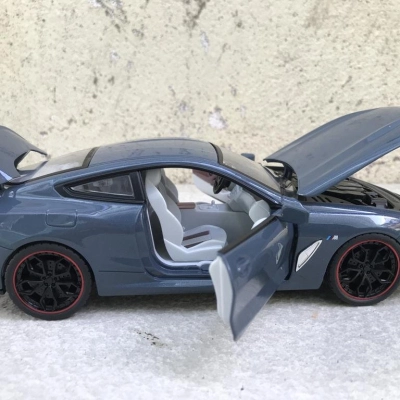 Mô hình xe ô tô BMW 840I Coupe 2020 tỷ lệ 1:24