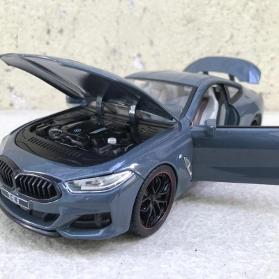 Mô hình xe ô tô BMW 840I Coupe 2020 tỷ lệ 1:24