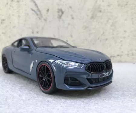​Mô hình xe ô tô BMW 840I Coupe 2020 tỷ lệ 1:24