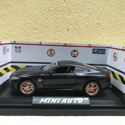 Mô hình xe ô tô BMW M8 tỷ lệ 1:32