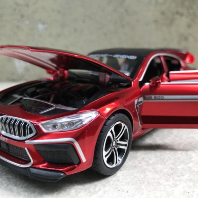 Mô hình xe ô tô BMW M8 tỷ lệ 1:32