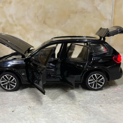Mô hình xe ô tô BMW X3 tỷ lệ 1:32