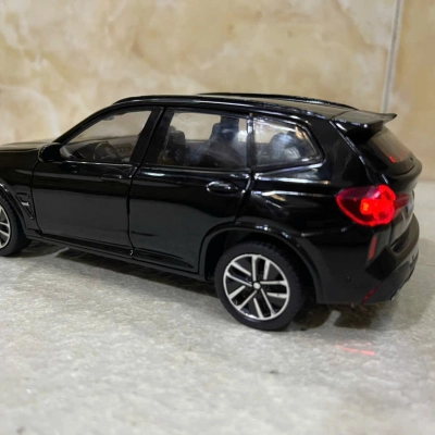 Mô hình xe ô tô BMW X3 tỷ lệ 1:32