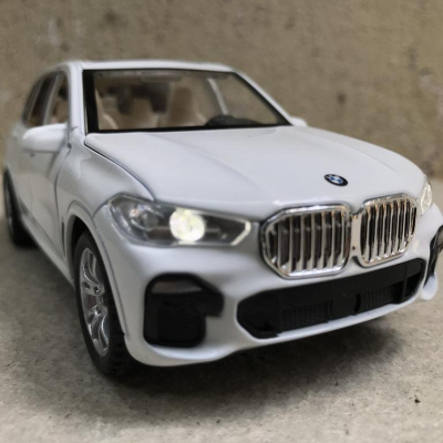 Mô hình xe ô tô BMW X5 2020 tỷ lệ 1:32