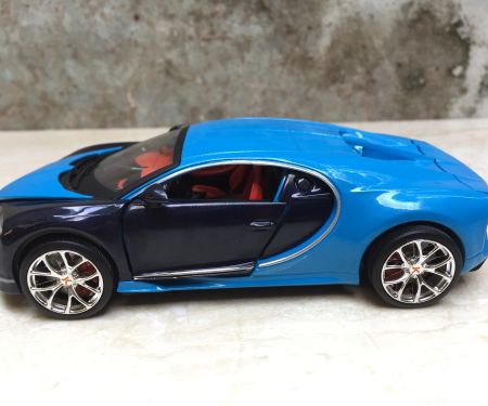 ​Mô hình xe Ô TÔ Bugatti Chiron tỷ lệ: 1:32