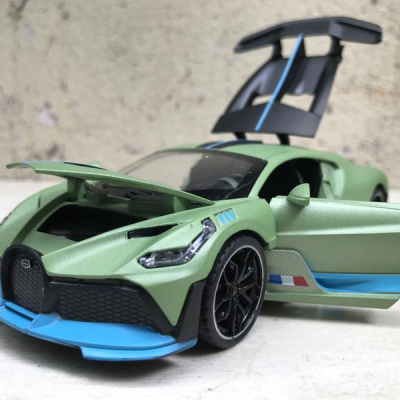 Mô hình xe ô tô Bugatti DIVO tỷ lệ 1:32