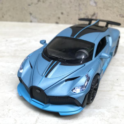 Mô hình xe ô tô Bugatti DIVO tỷ lệ 1:32