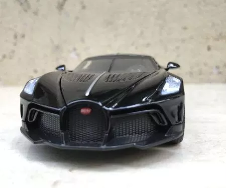 ​Mô hình xe Ô TÔ Bugatti La Voiture Noire tỷ lệ 1:32