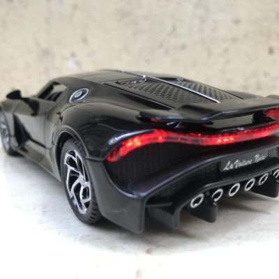 Mô hình xe Ô TÔ Bugatti La Voiture Noire tỷ lệ 1:32
