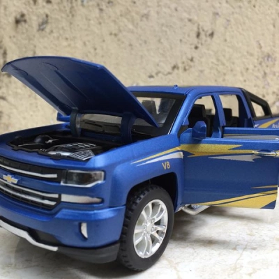 Mô hình xe Ô TÔ Chevrolet SILVERADO 1500 2020  tỷ lệ 1:32