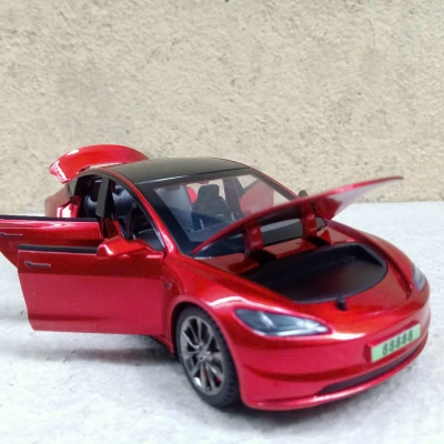 Mô hình xe ô tô Điện TESLA Model 3 tỷ lệ 1:32