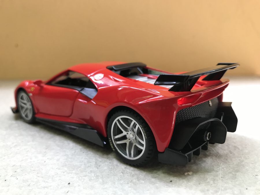 ​Mô hình xe ô tô Ferrari P80/C tỷ lệ 1:32