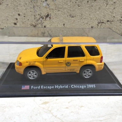 Mô hình Xe ô tô FORD Escape Hybrid 2005 tỷ lệ 1:43
