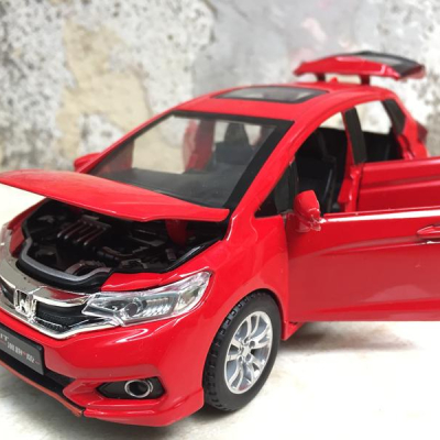 Mô hình xe Ô TÔ Honda FiT 2019 tỷ lệ 1:32