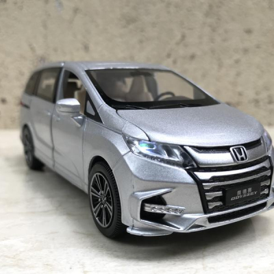 Mô hình xe Ô TÔ Honda Odyssey 2019 tỷ lệ 1:32