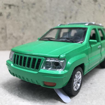 Mô hình xe ô tô  JEEP Grand Cherokee  tỷ lệ 1:32