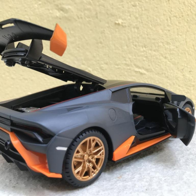Mô hình xe ô tô Lamborghini HURACAN STO tỷ lệ 1:24