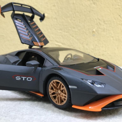 Mô hình xe ô tô Lamborghini HURACAN STO tỷ lệ 1:24