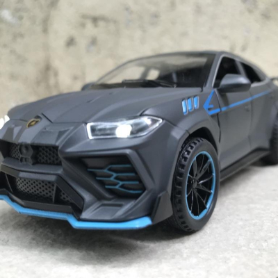 Mô hình xe ô tô Lamborghini URUS 2021 tỷ lệ 1:32