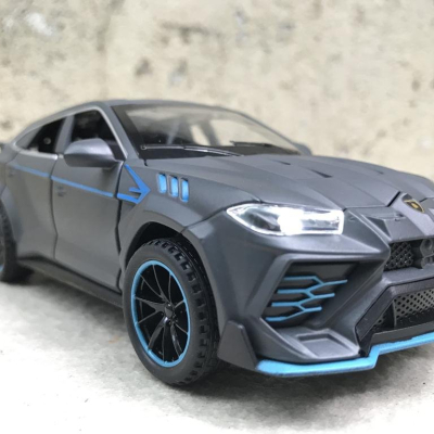 Mô hình xe ô tô Lamborghini URUS 2021 tỷ lệ 1:32