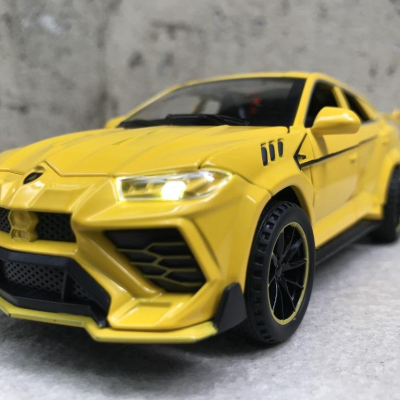 Mô hình xe ô tô Lamborghini URUS 2021 tỷ lệ 1:32