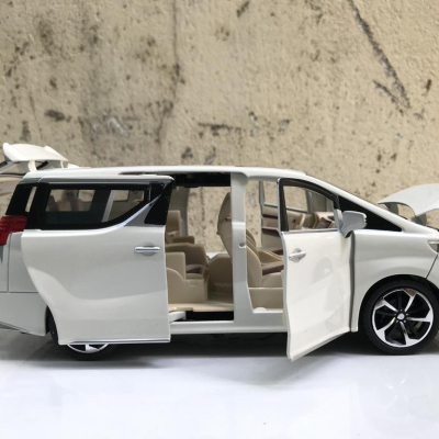 Mô hình xe ô tô  LEXUS LM300h 2020 tỷ lệ 1:24