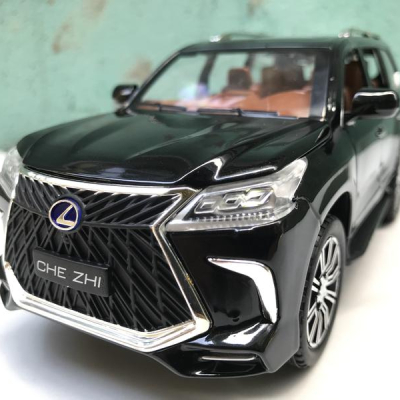 Mô hình xe Ô TÔ LEXUS LX570 2020 tỷ lệ 1:24