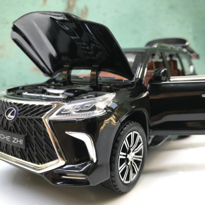 Mô hình xe Ô TÔ LEXUS LX570 2020 tỷ lệ 1:24