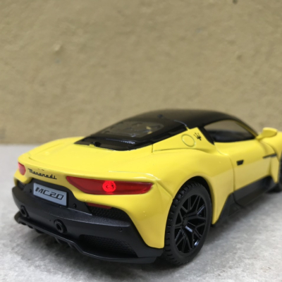 Mô hình xe ô tô Maserati MC20 tỷ lệ 1:32