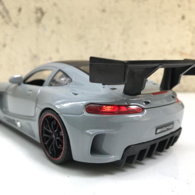 Mô hình xe ô tô MERCEDES AMG GT R tỷ lệ 1:24