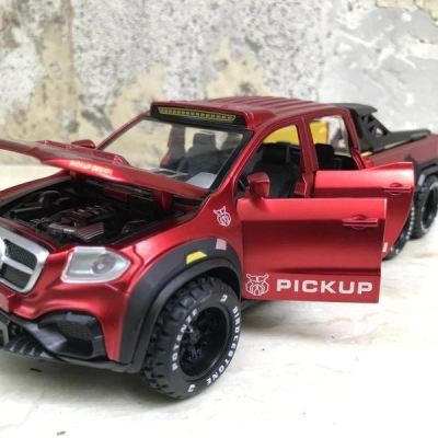 Mô hình xe Ô TÔ MERCEDES BENZ CLASS 6X6 tỷ lệ 1:32