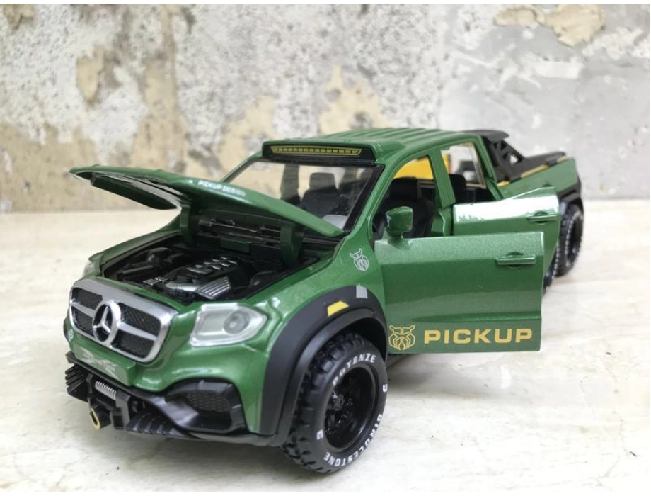 Mô hình xe Ô TÔ MERCEDES BENZ CLASS 6X6 tỷ lệ 1:32