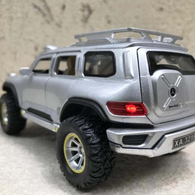Mô hình xe ô tô Mercedes-Benz Ener G Force  tỷ lệ 1:32