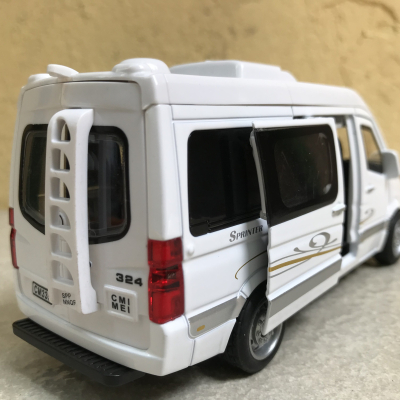 Mô hình xe ô tô Mercedes -Benz Sprinter  tỷ lệ 1:32