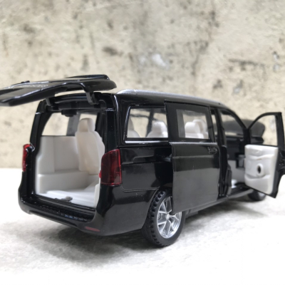Mô hình xe ô tô Mercedes Benz V 260 tỷ lệ 1:32