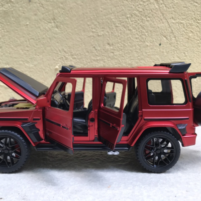 Mô hình xe ô tô Mercedes BRABUS G800 tỷ lệ 1:24