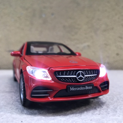Mô hình xe ô tô Mercedes C260L tỷ lệ 1:32