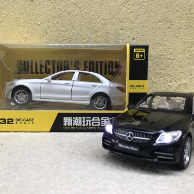 Mô hình xe ô tô Mercedes C260L tỷ lệ 1:32